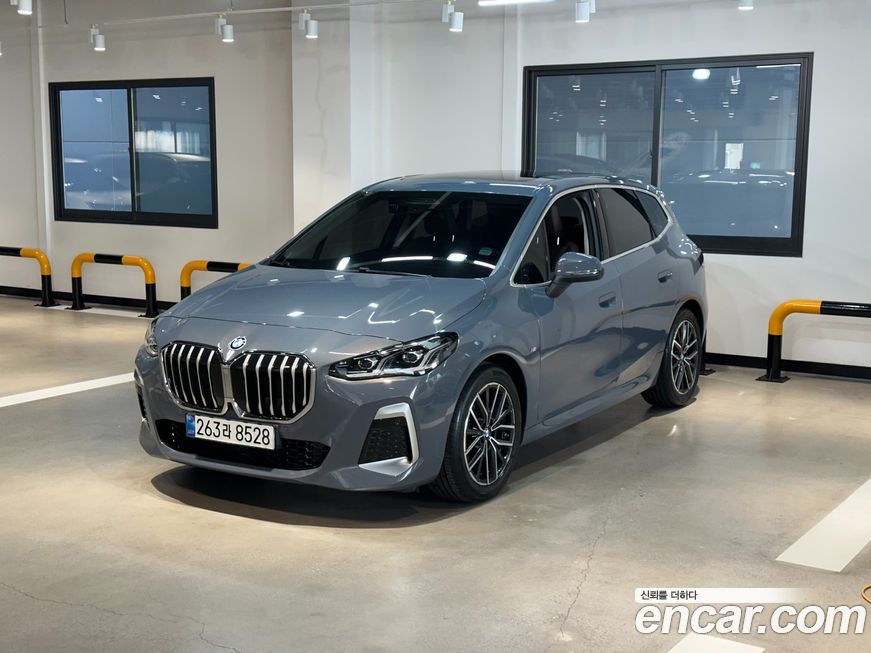 BMW 2-Series 220i M Sport, 2025