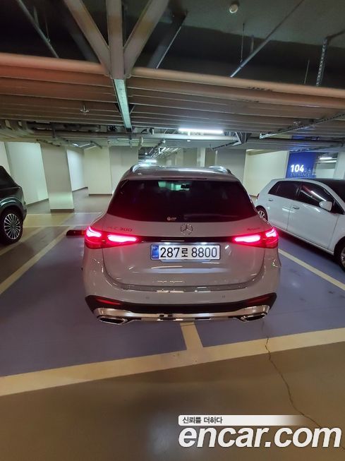 Mercedes-Benz GLC-Class GLC300 4MATIC AMG Line, 2026