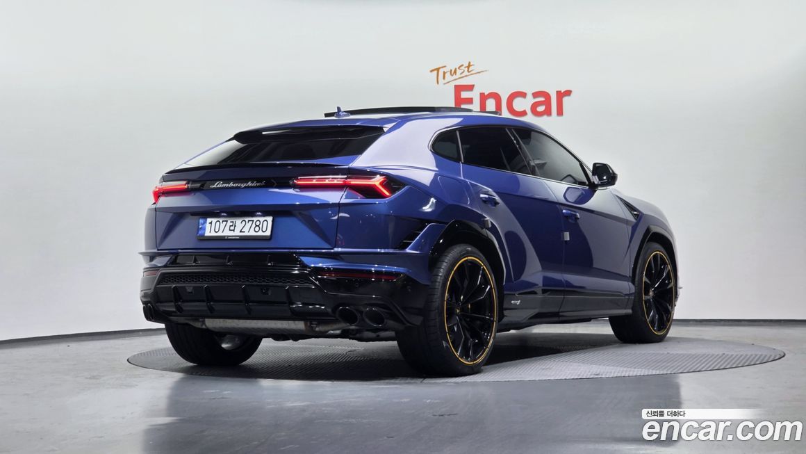 Lamborghini Urus 4.0 V8 S, 2024