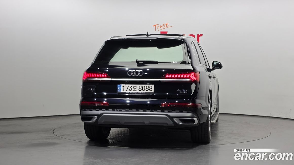 Audi Q7 45 TDI Quattro, 2021
