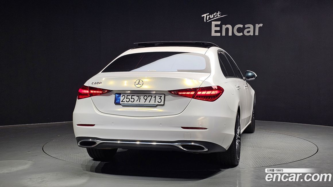 Mercedes-Benz C-Class C200 Avantgarde, 2025