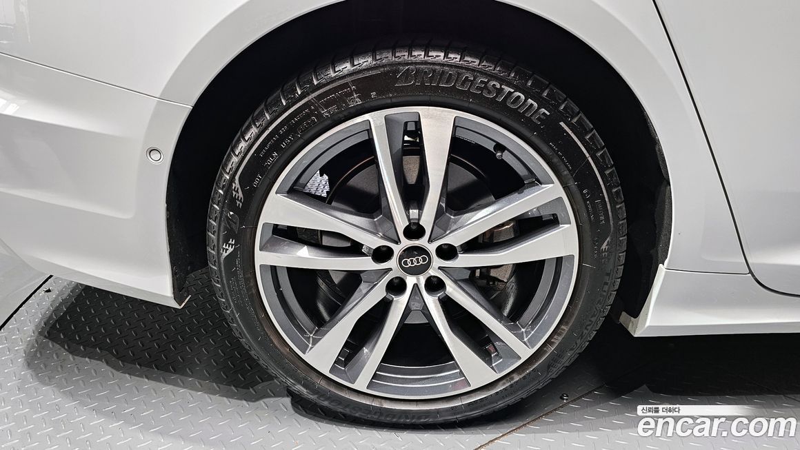 Audi A6 45 TFSI Premium, 2023