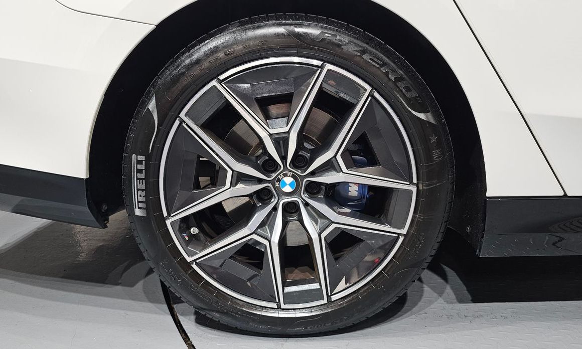 BMW 5-Series 520i M Sport, 2024
