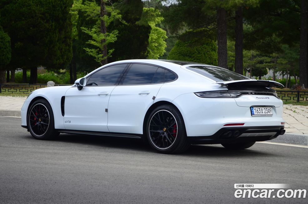 Porsche Panamera 4.0 GTS, 2021