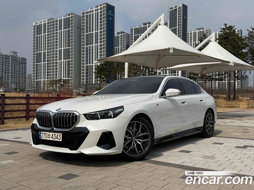 BMW 5-Series 520i M Sport, 2024