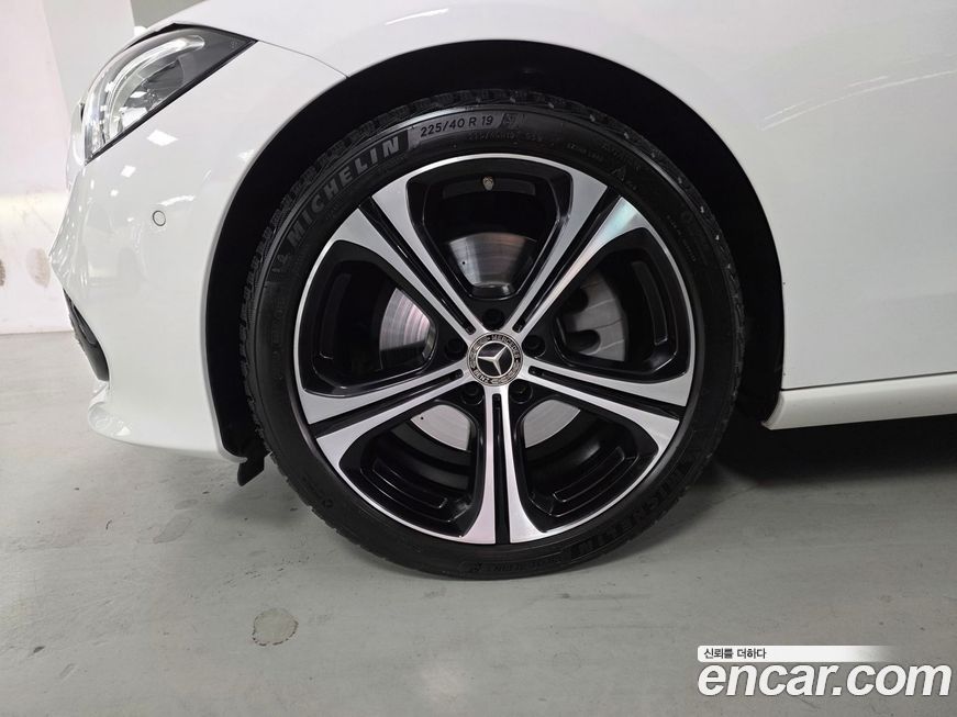 Mercedes-Benz C-Class C300 4MATIC Avantgarde, 2023