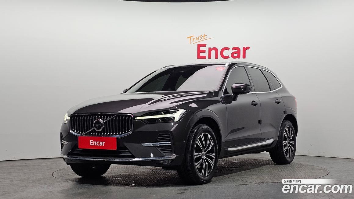 Volvo XC60 B5 Inscription, 2022