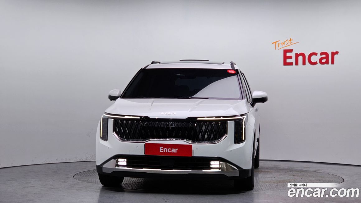 Kia Carnival 9-Seater Signature, 2025