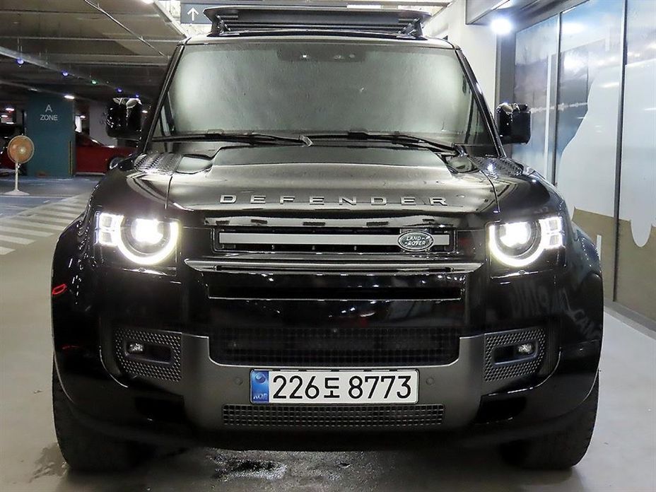 Land Rover Defender 130 P400 Outbound, 2025