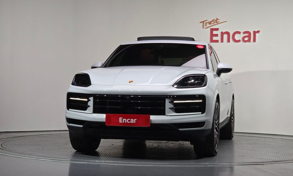 Porsche Cayenne 3.0, 2024