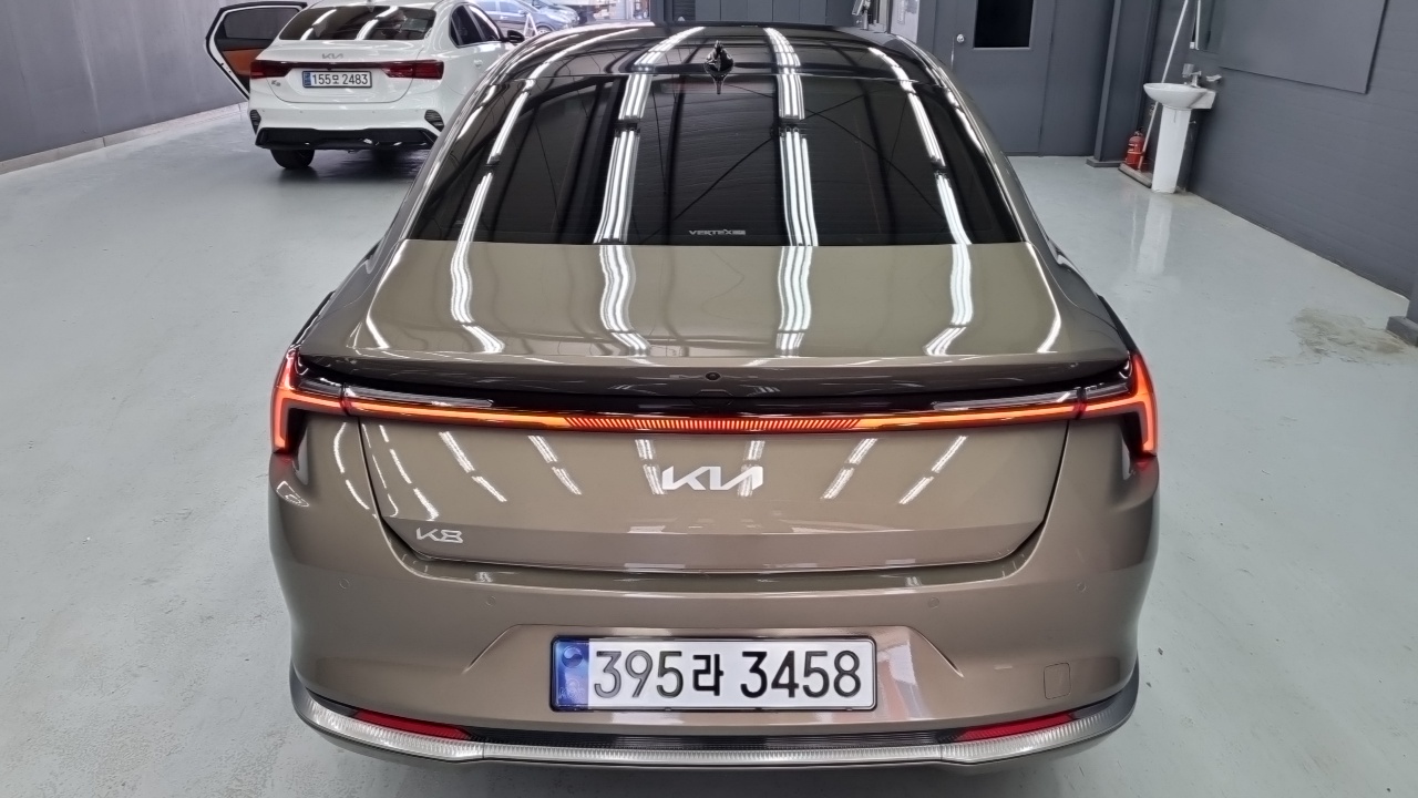 Kia K8 2.5 Gasoline 2WD, 2025