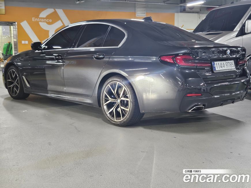 BMW 5-Series 530i xDrive M Sport Package, 2023