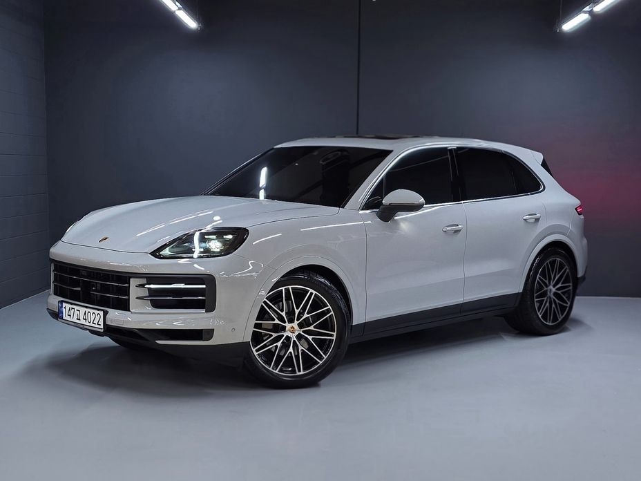 Porsche Cayenne 3.0, 2024