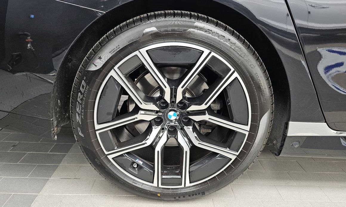 BMW 7-Series 740i xDrive M Sport Limited, 2024