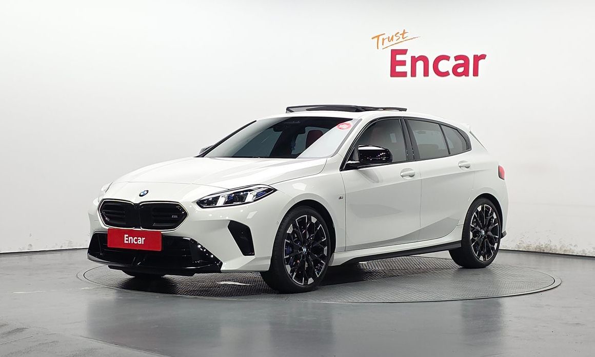BMW 1-Series M135 xDrive, 2025
