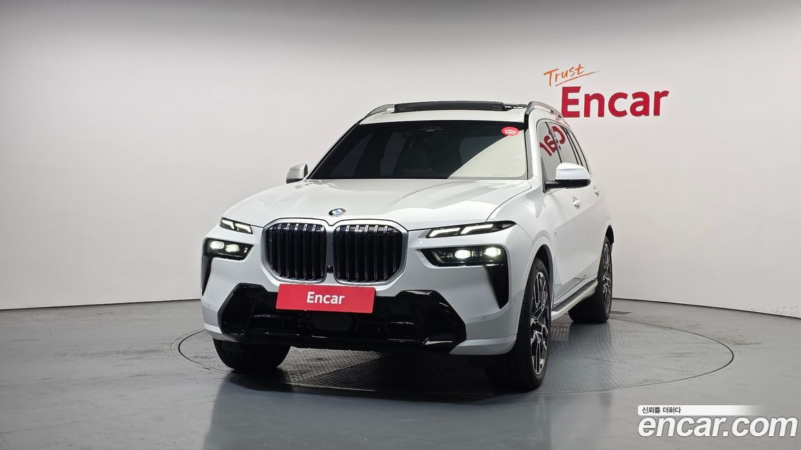 BMW X7 xDrive 40i M Sport 6STR, 2025