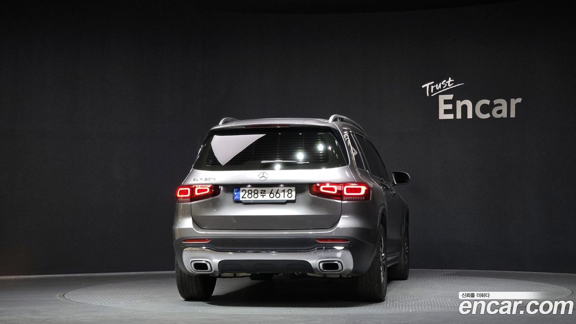 Mercedes-Benz GLB-Class GLB220, 2021
