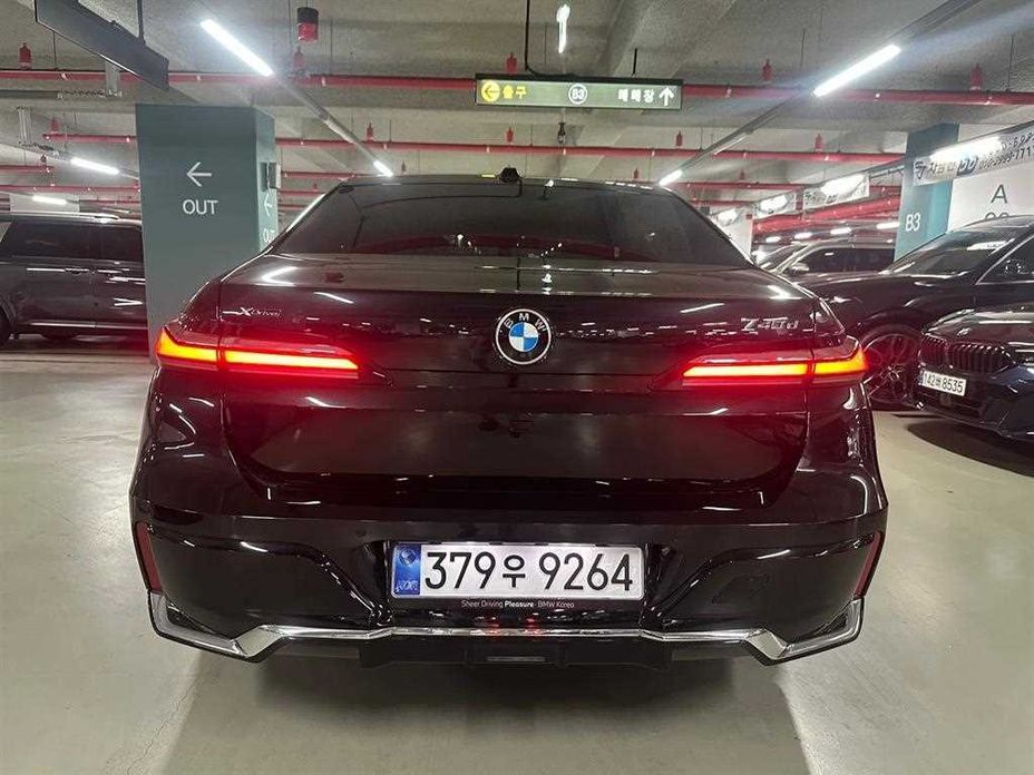 BMW 7-Series 740d xDrive M Sport, 2025