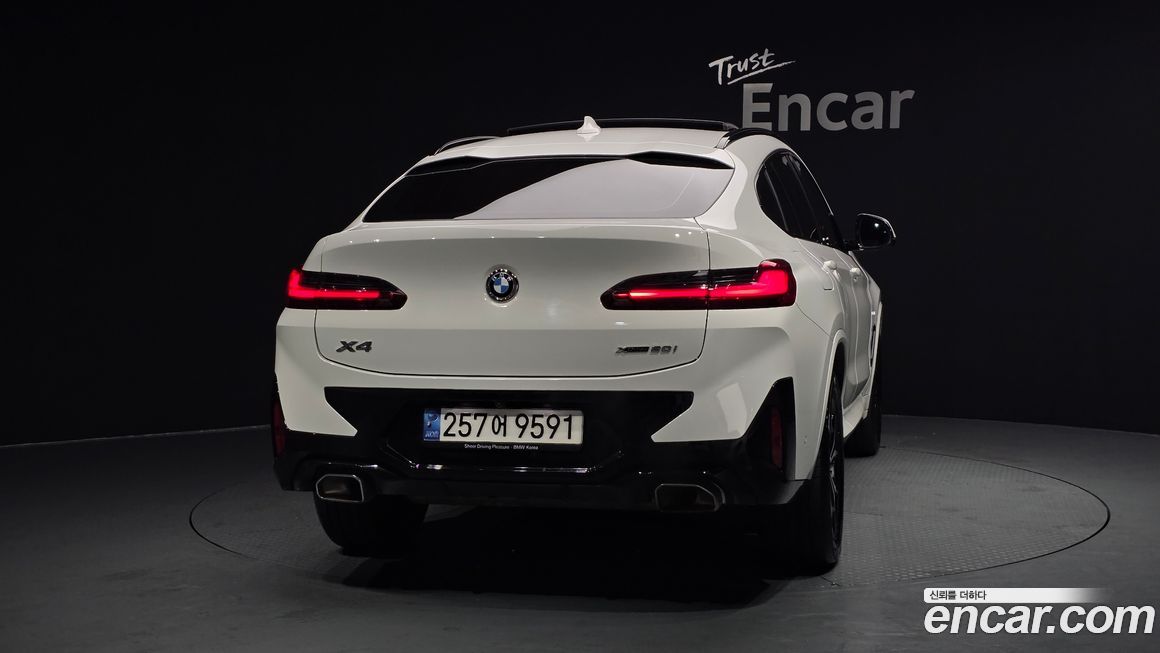 BMW X4 xDrive20i M Sport, 2022