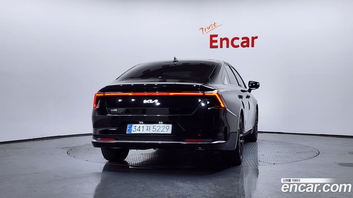 Kia K8 2.5 Gasoline 2WD, 2025