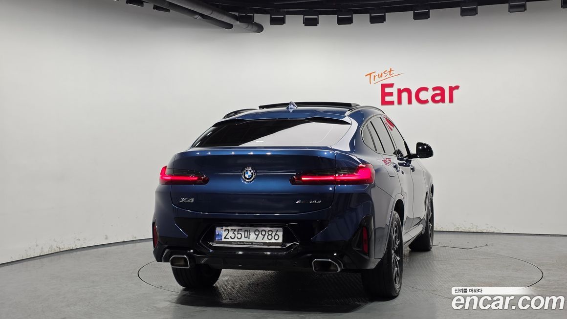 BMW X4 xDrive20i M Sport, 2023