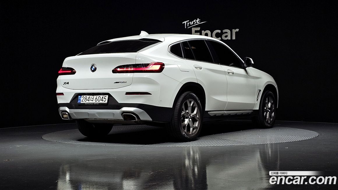 BMW X4 xDrive20i xLine, 2022