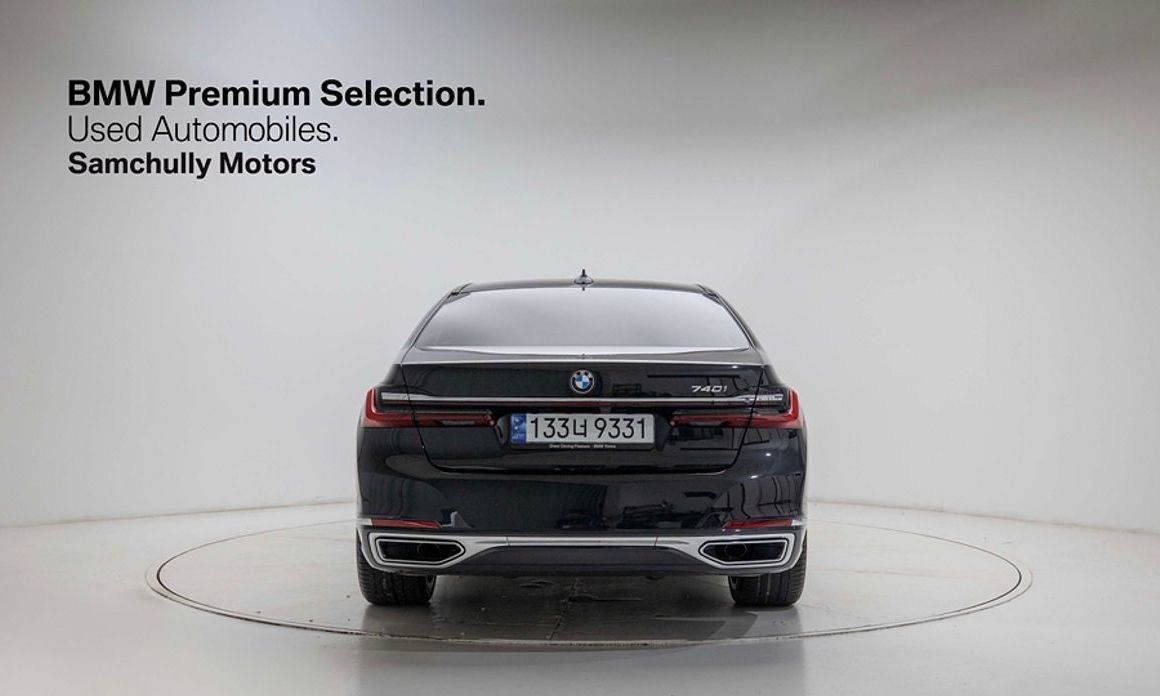 BMW 7-Series 740i Design Pure Excellence, 2022