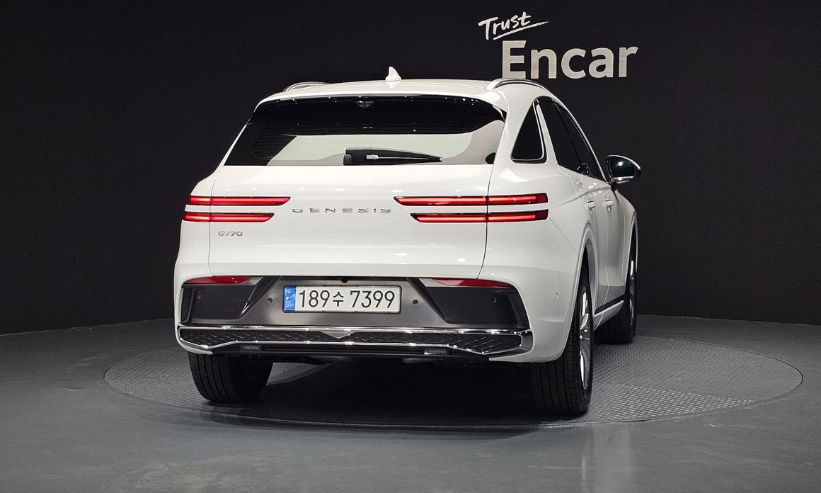Genesis GV70 2.5T Gasoline 2WD, 2025