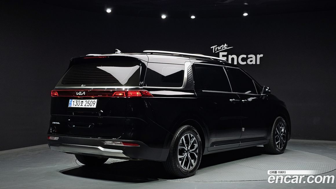 Kia Carnival 9-Seater Noblesse, 2023