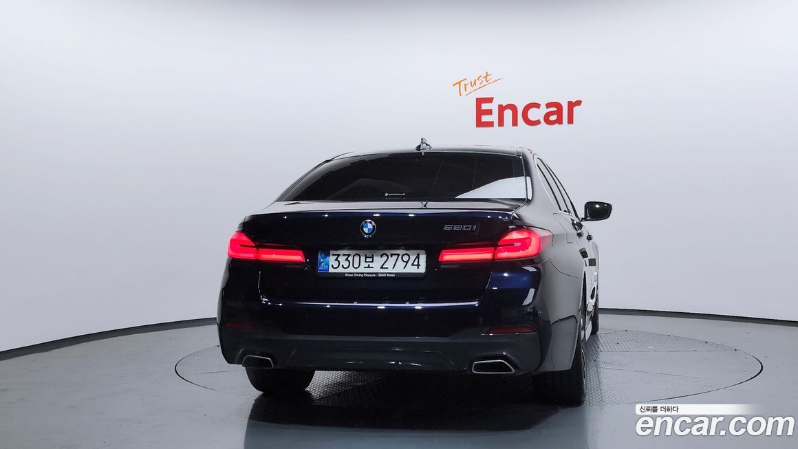 BMW 5-Series 520i M Sport, 2022