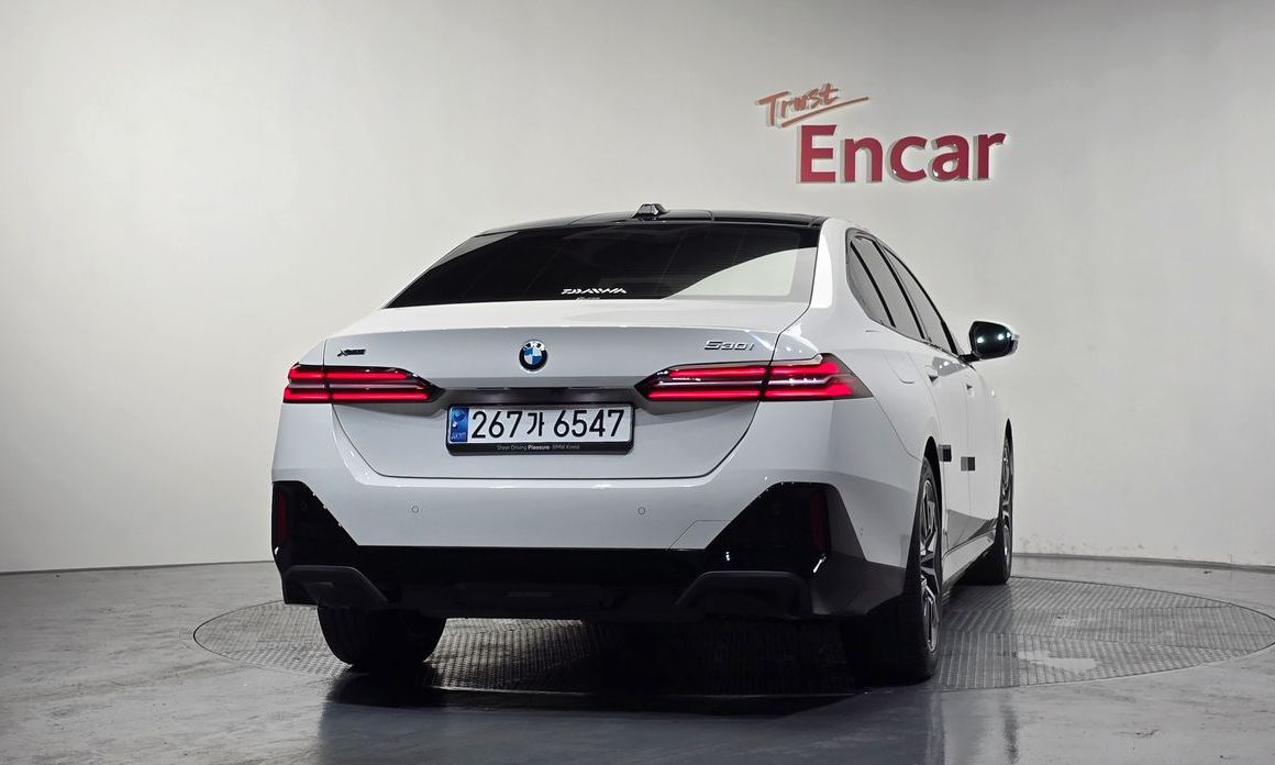 BMW 5-Series 520i M Sport, 2024