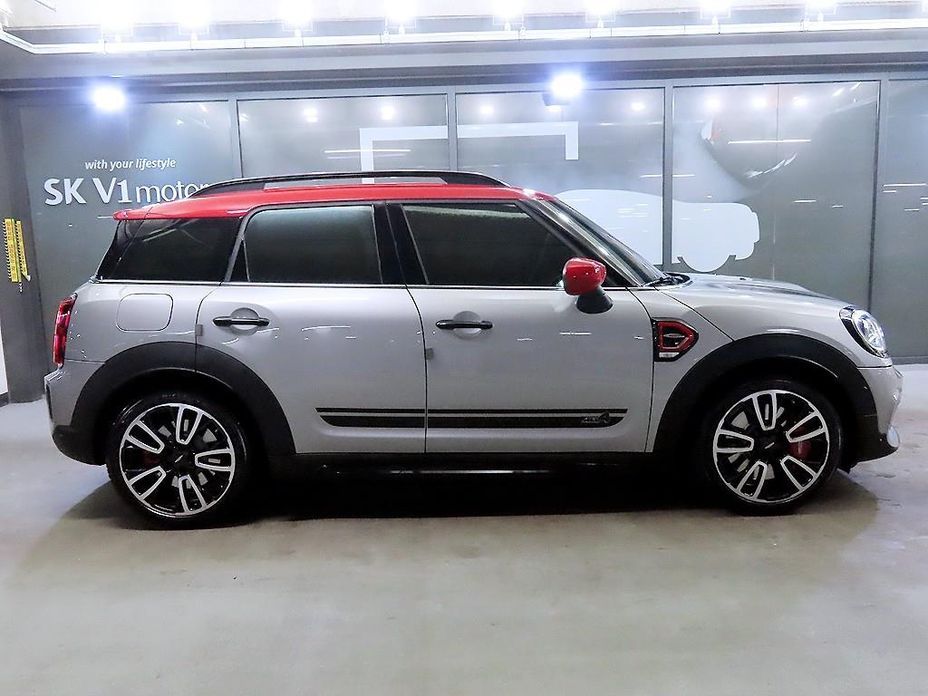 Mini Countryman JCW Launch Pack, 2023