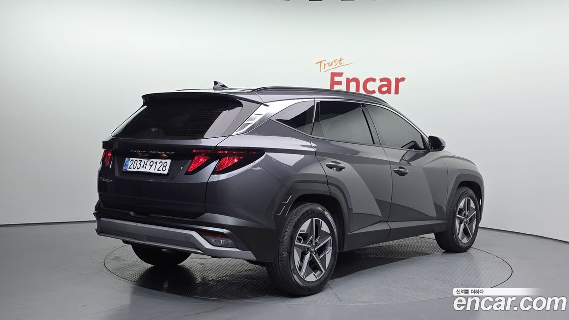 Hyundai Tucson Diesel 2.0 2WD, 2024