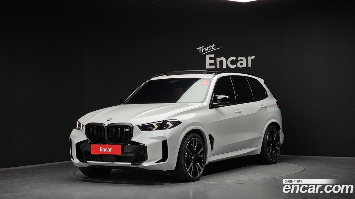 BMW X5 M60i, 2024