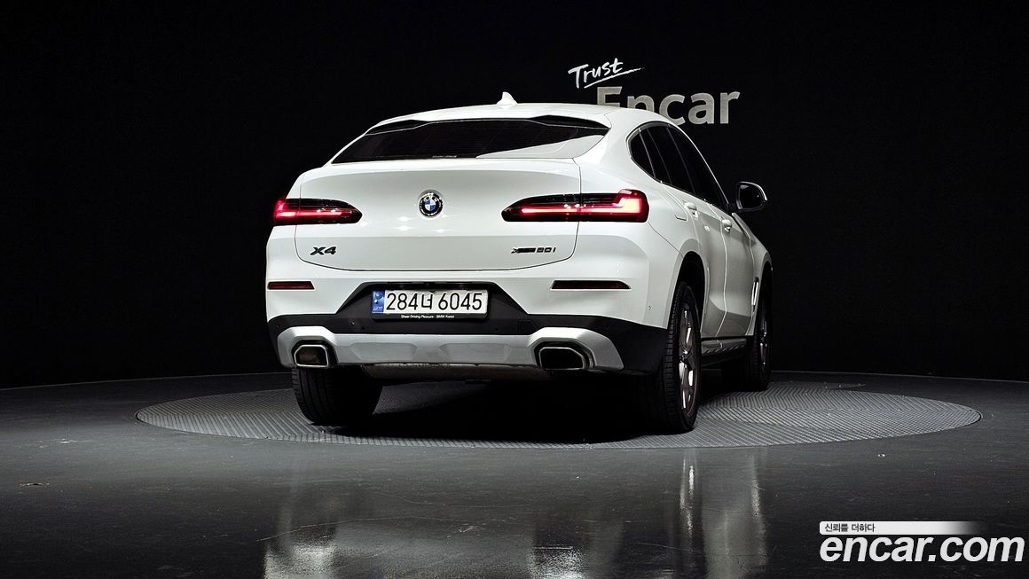 BMW X4 xDrive20i xLine, 2022