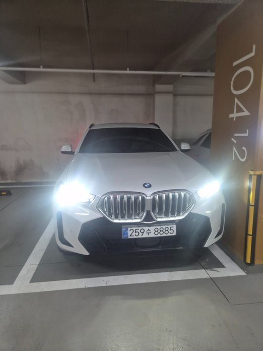 BMW X6 xDrive40i M Sport, 2025
