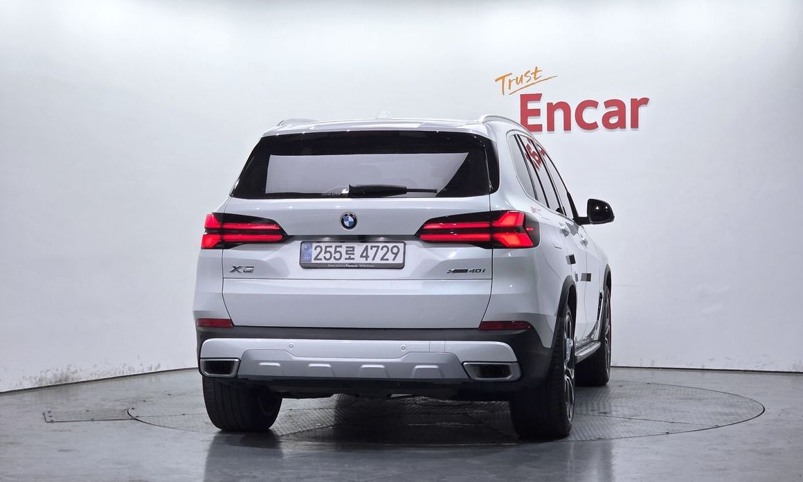 BMW X5 xDrive 40i xLine, 2025