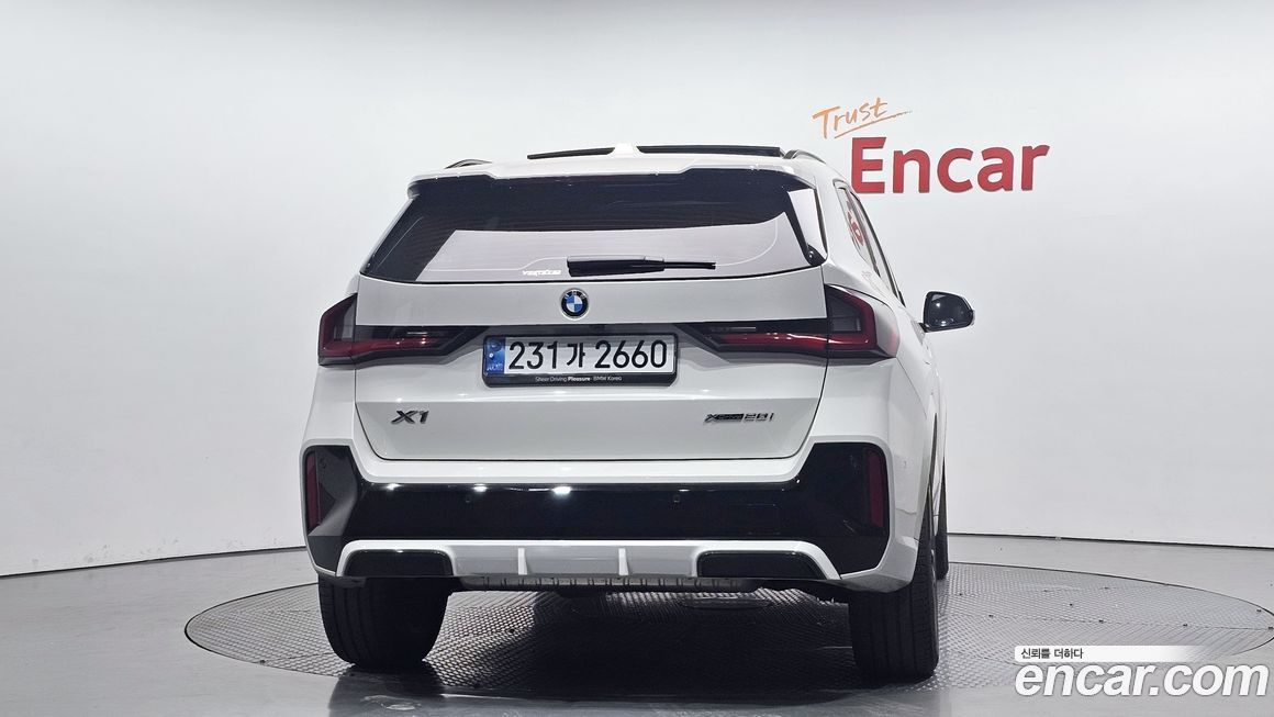 BMW X1 xDrive 20i M Sport, 2024