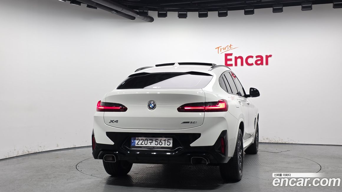 BMW X4 xDrive20i M Sport, 2023