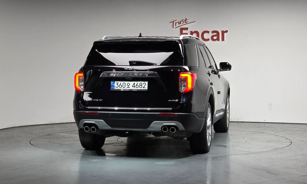 Ford Explorer 3.0 Platinum 4WD, 2022