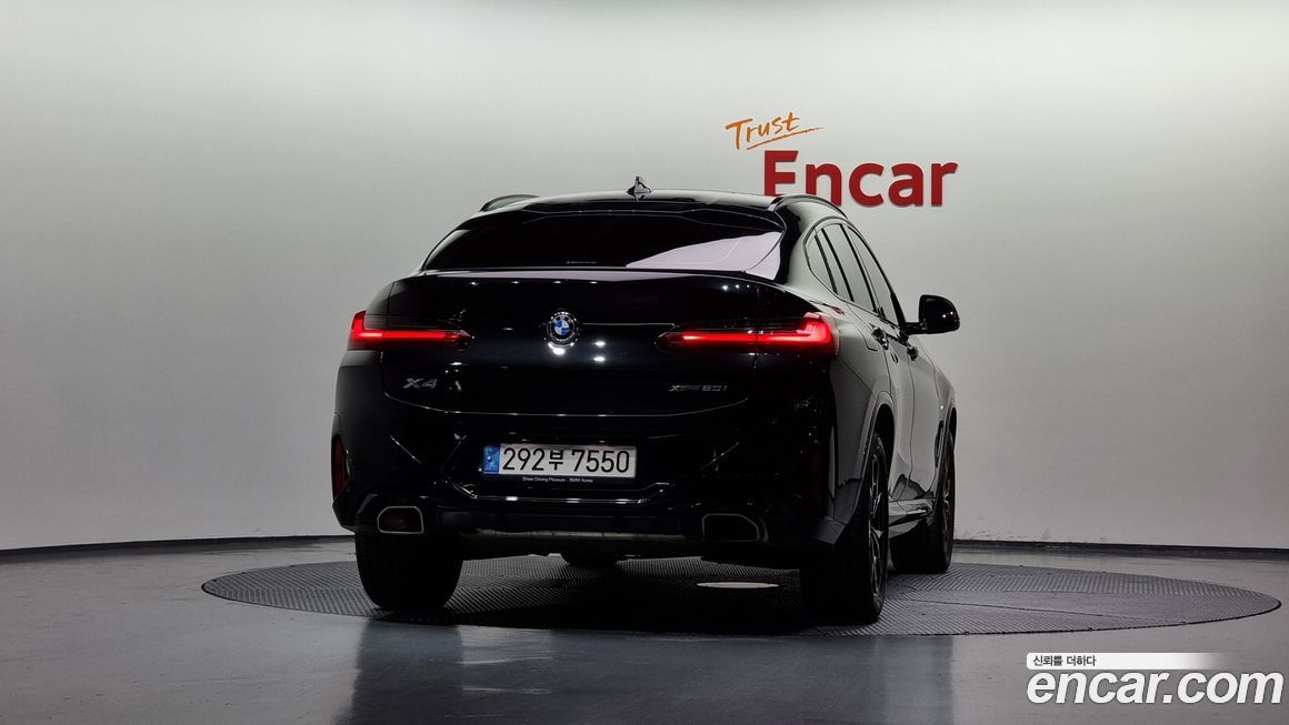 BMW X4 xDrive20i M Sport, 2023