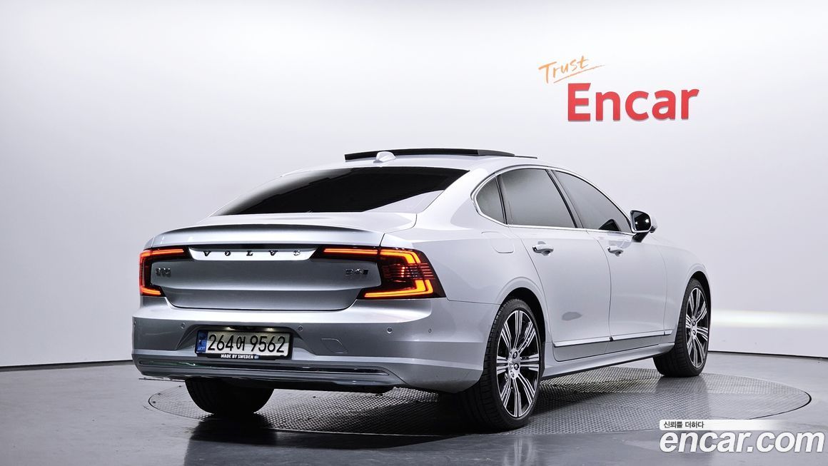 Volvo S90 B6 AWD Inscription, 2022