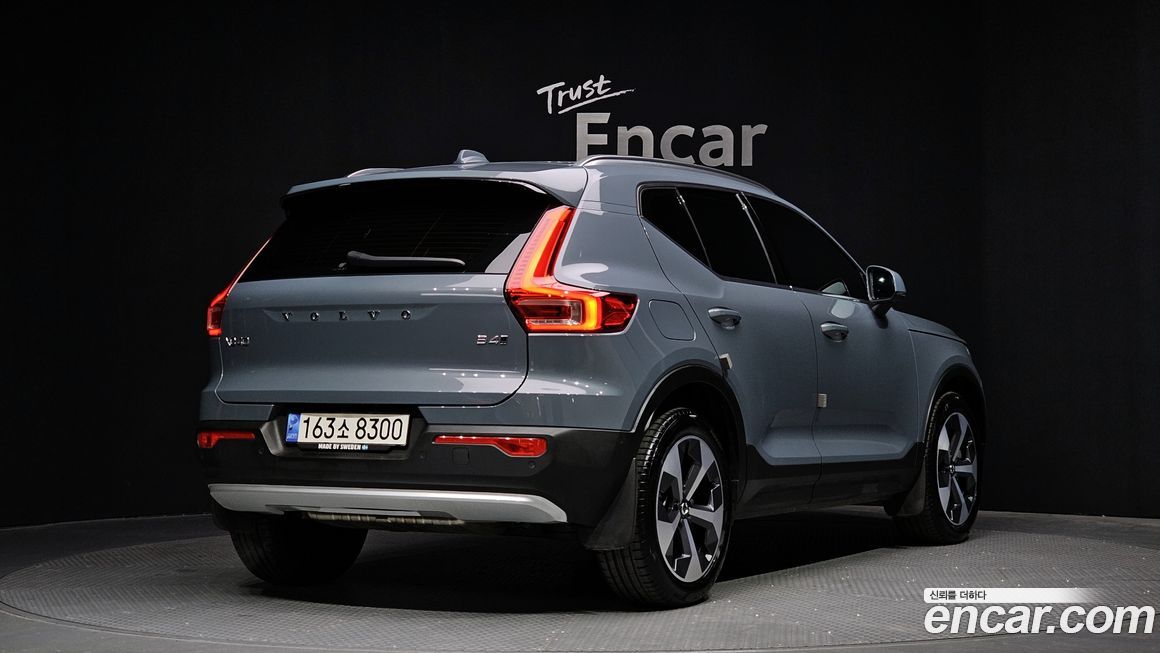 Volvo XC40 B4 Ultimate Bright, 2023