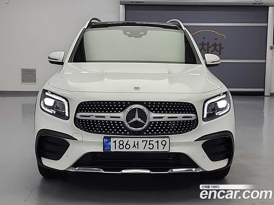 Mercedes-Benz GLB-Class GLB250 4MATIC, 2023