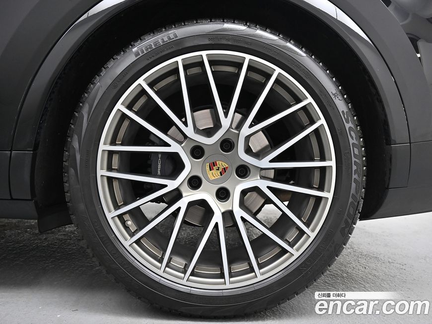 Porsche Cayenne 3.0 COUPE PLATINUM EDITION, 2023