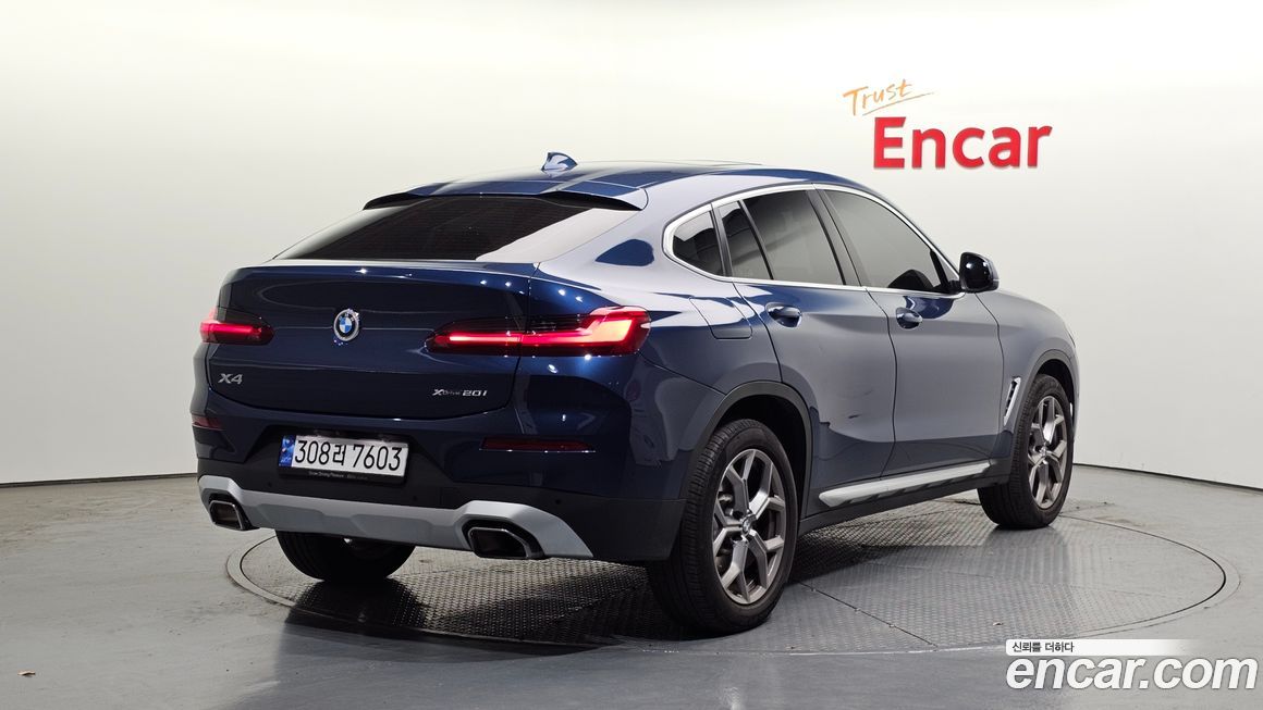 BMW X4 xDrive20i xLine, 2023