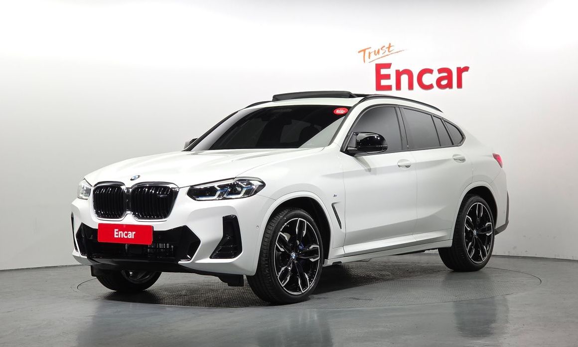 BMW X4 xDrive M40i, 2025