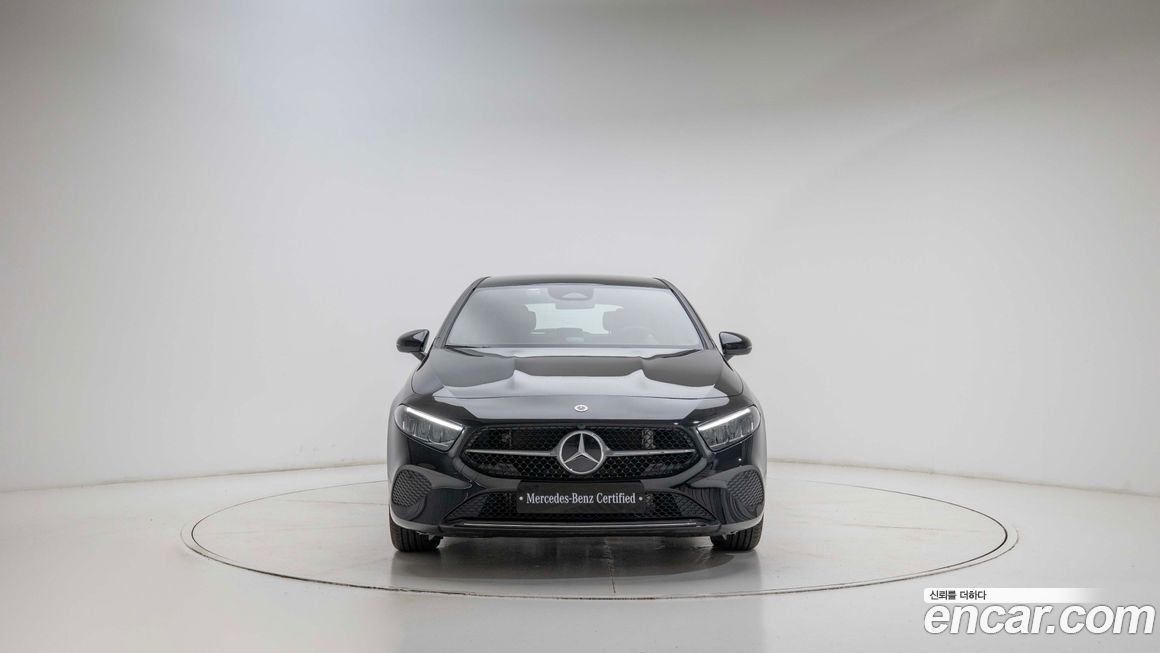 Mercedes-Benz A-Class A220 Hatchback, 2024