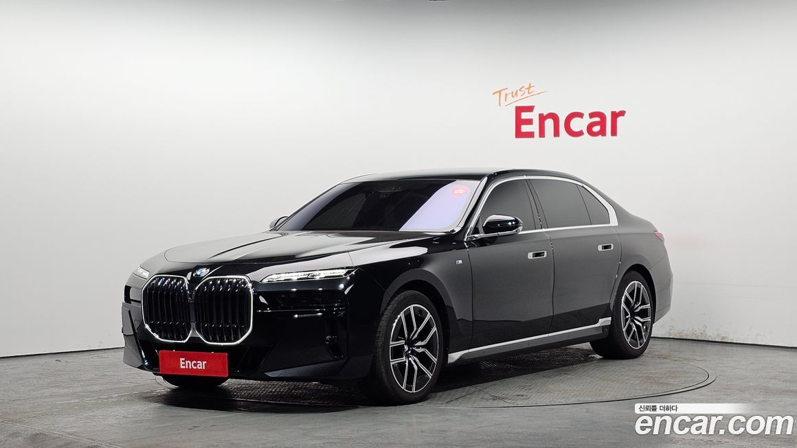 BMW 7-Series 740d xDrive M Sport, 2025