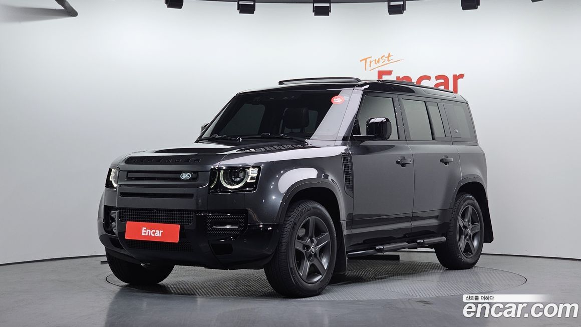 Land Rover Defender 110 P300 X-Dynamic SE, 2024